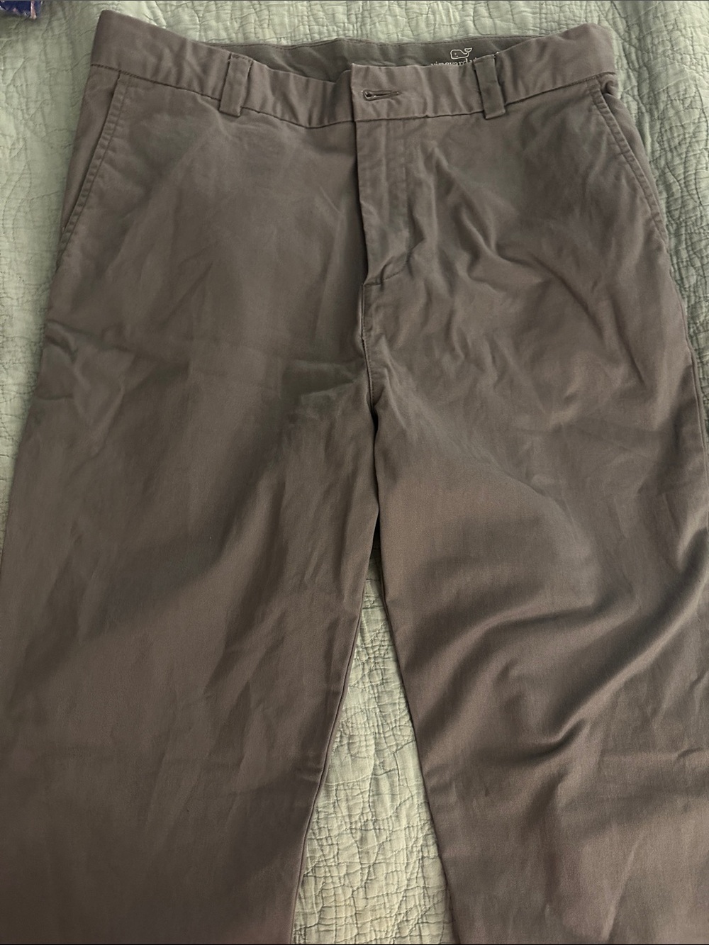 Vineyard Vines Men's Chinos in grey